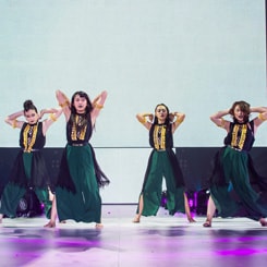 KANSAI COLLECTION FASHION LEADERSステージ